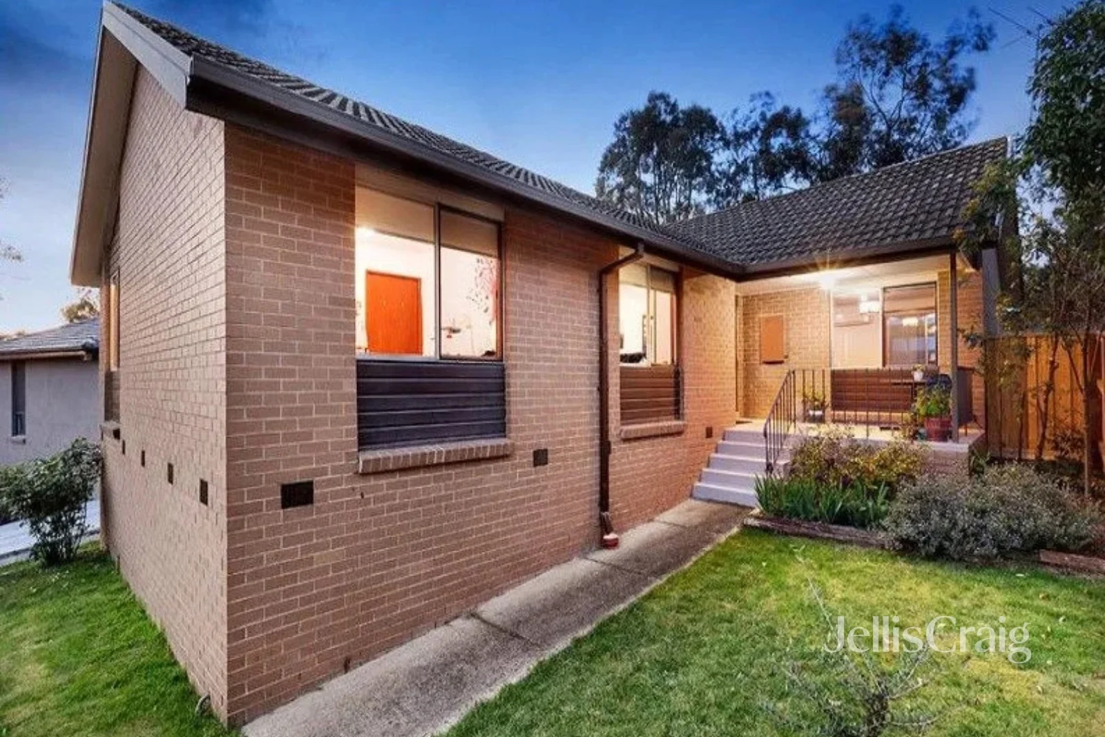 Primary image of 12 Patricia Court, Yallambie VIC 3085