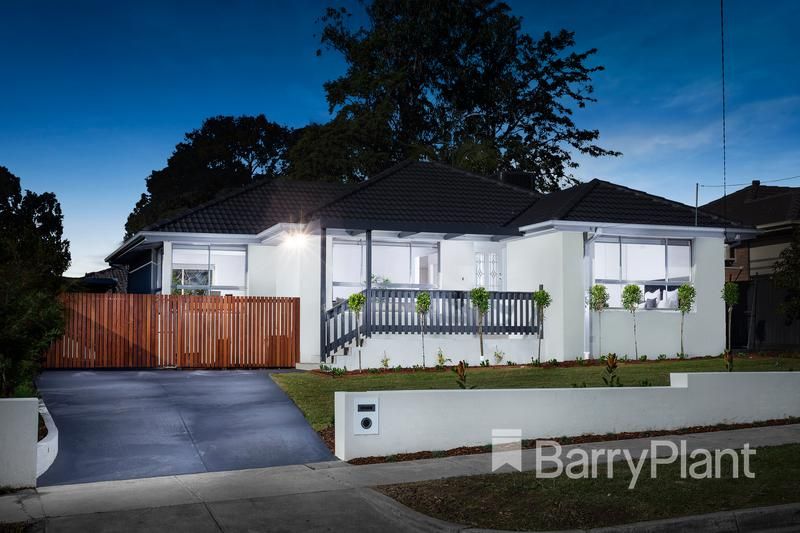 8 Sharpes Road, Watsonia North VIC 3087, Image 0