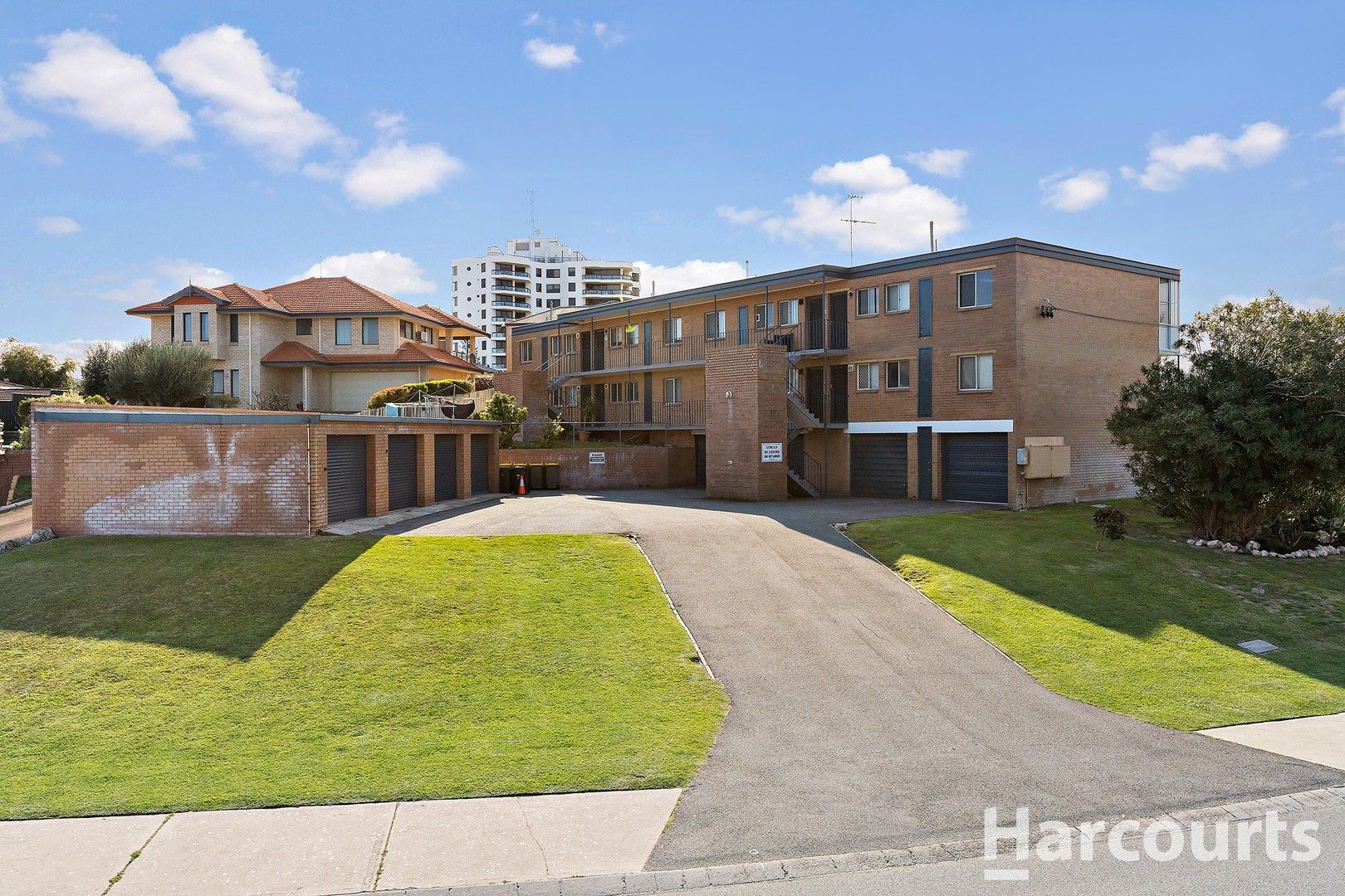 2/32 Shayne Street, Halls Head WA 6210, Image 2