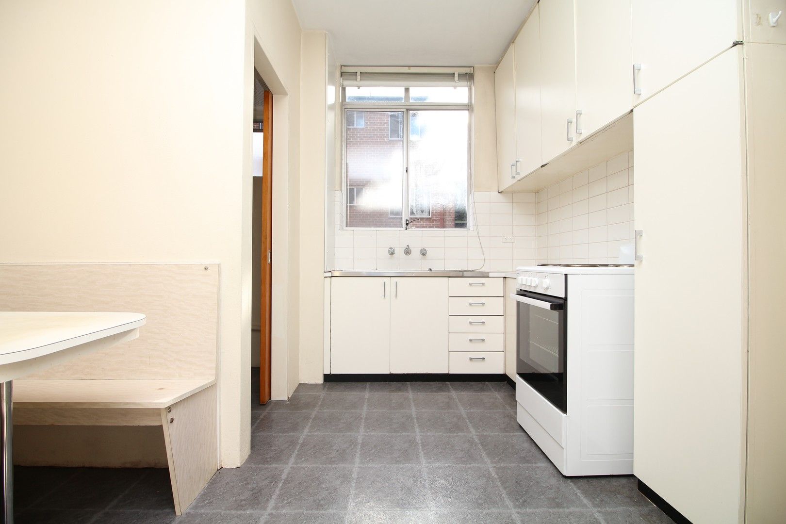 2 bedrooms Apartment / Unit / Flat in 11/4-6 Park Avenue WESTMEAD NSW, 2145
