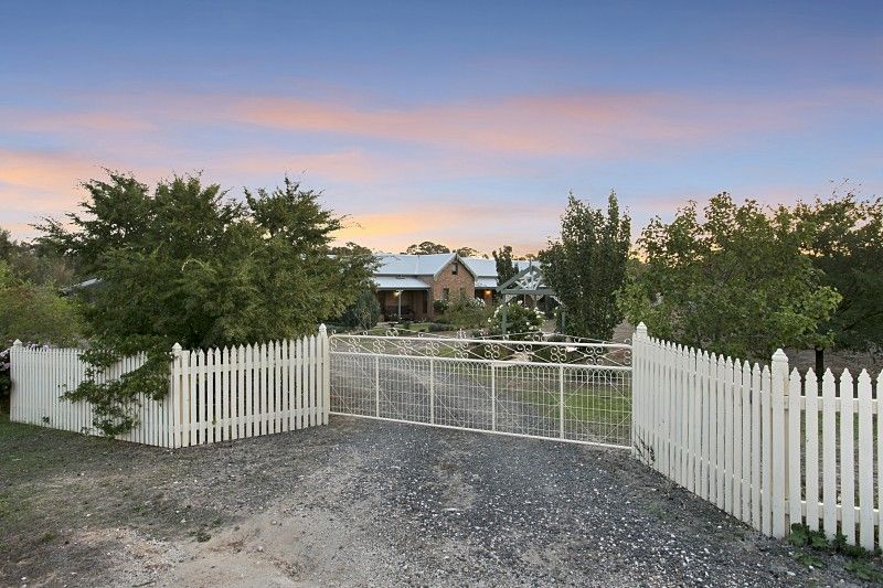 3 Datson Place, Junortoun VIC 3551, Image 2