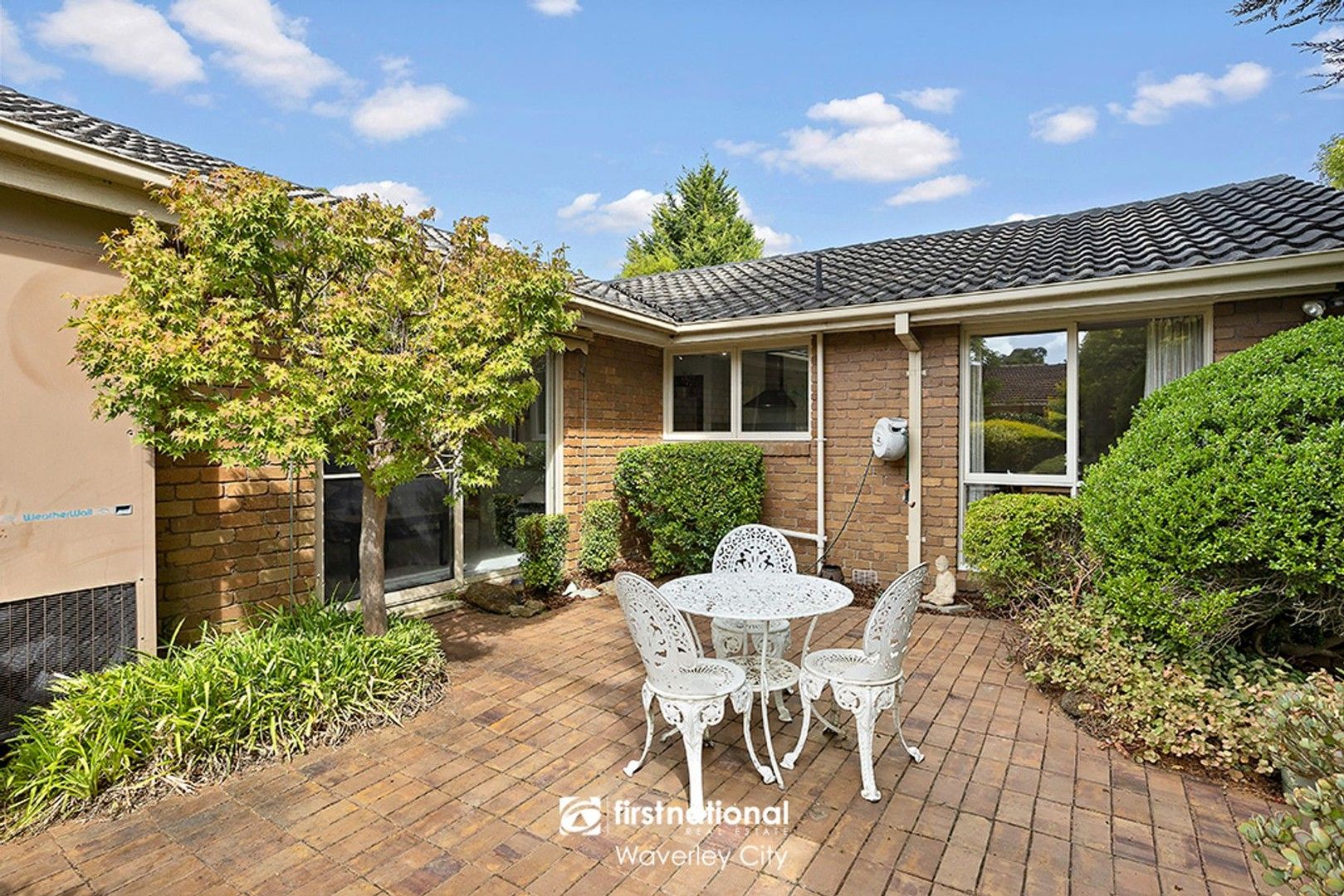 17 Piccadilly Avenue, Wantirna South VIC 3152, Image 0