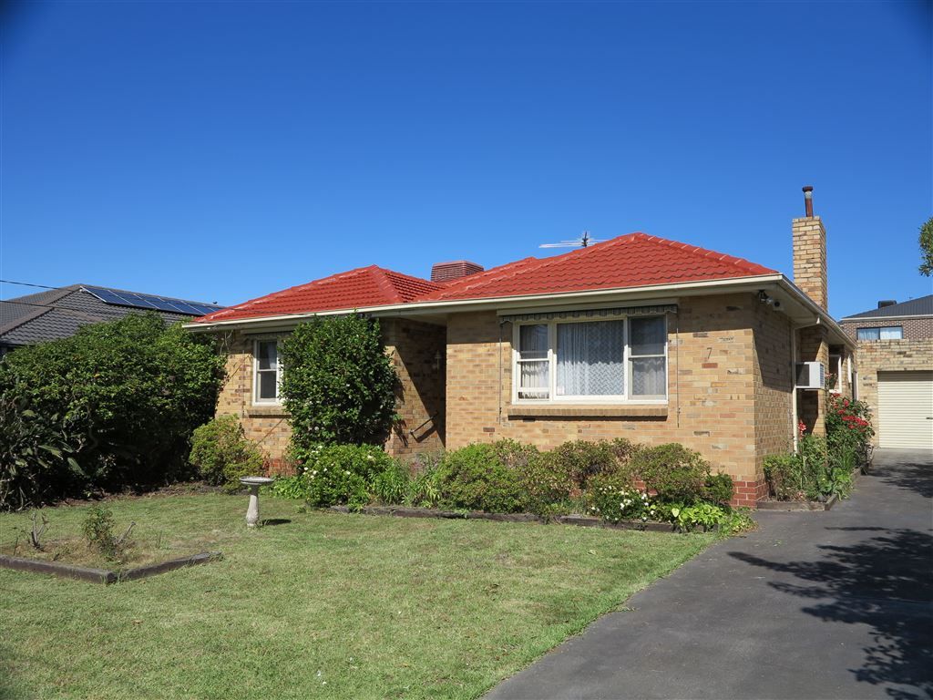7 Angus Drive, Glen Waverley Property History & Address Research Domain