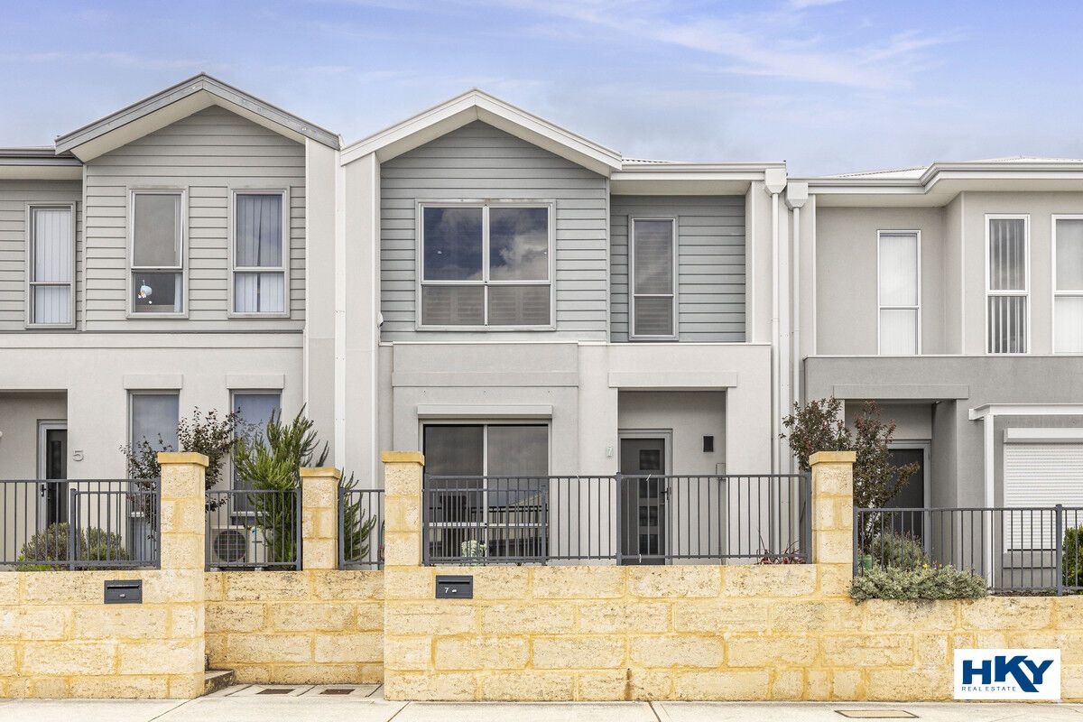 4 bedrooms Townhouse in 7 Suttor Street BRABHAM WA, 6055