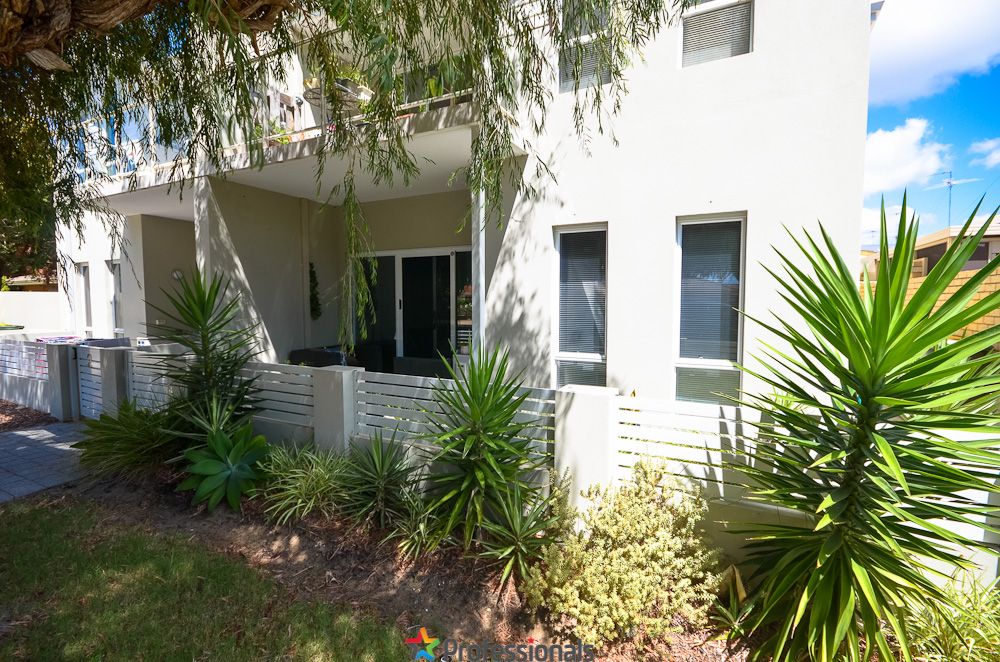 2 bedrooms House in 1/35 Tuckey Street MANDURAH WA, 6210