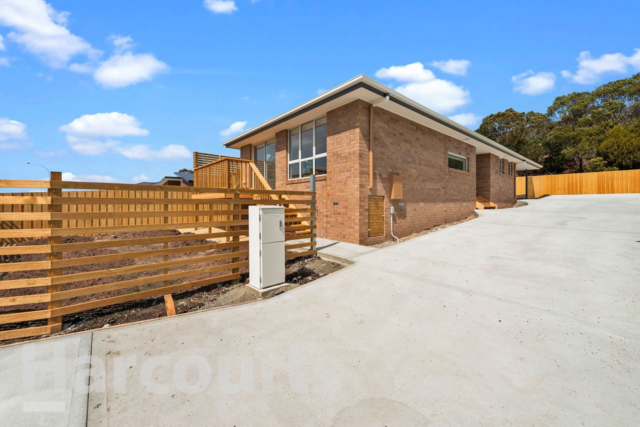 1 & 2/ 12 Camrise Drive, Cambridge TAS 7170, Image 1