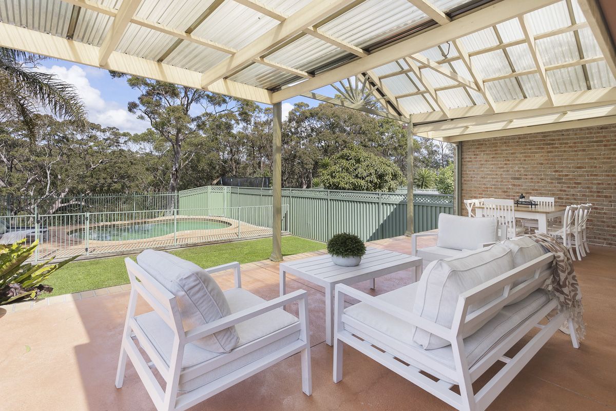 17 Jonquil Place, Alfords Point NSW 2234, Image 0