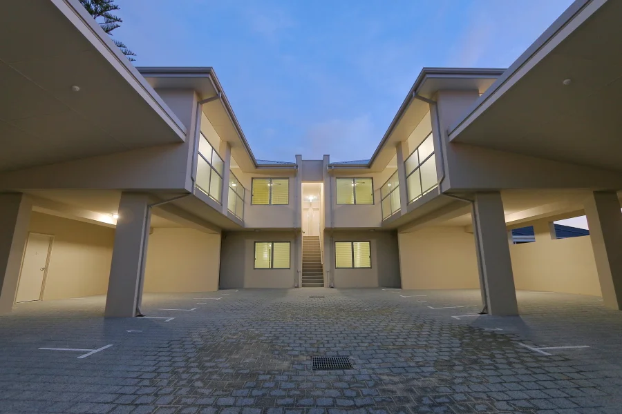 5 190 Ravenswood Drive, Nollamara WA 6061