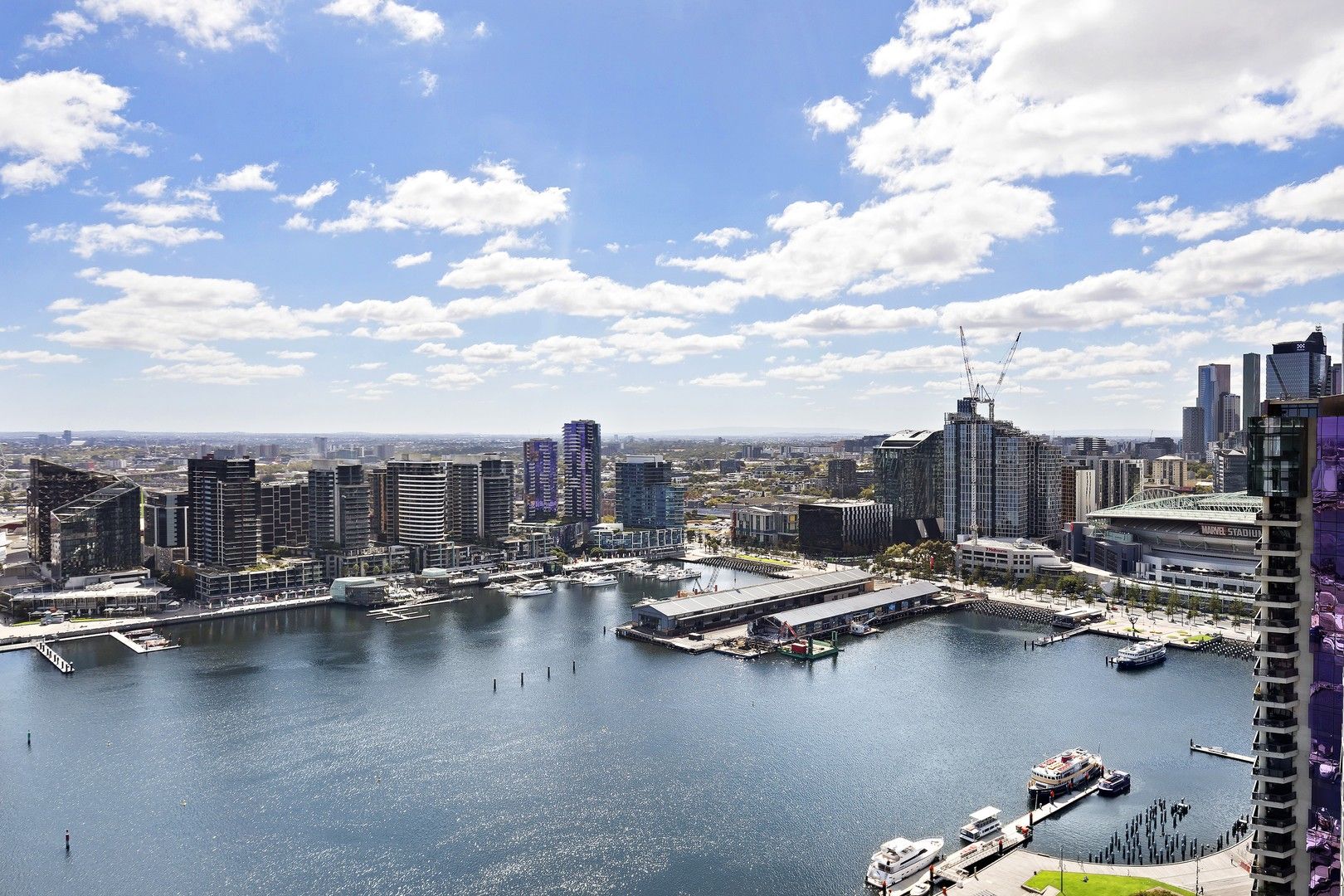 2 bedrooms Apartment / Unit / Flat in 2805/9 Waterside Place DOCKLANDS VIC, 3008