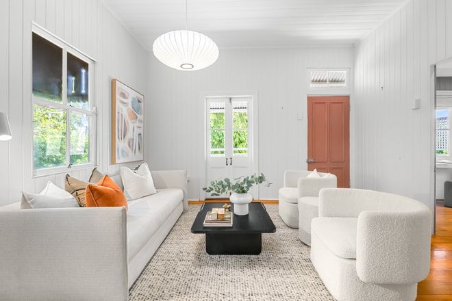 135 Empress Terrace Bardon 4065 - Image 3