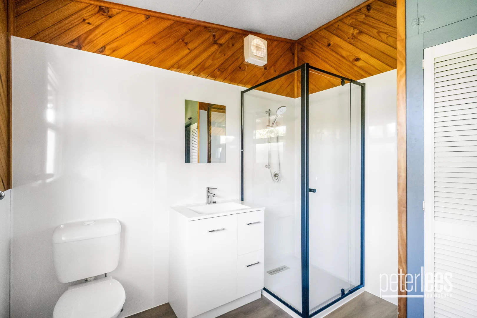 Additional image 15 of Ravenswood TAS 7250