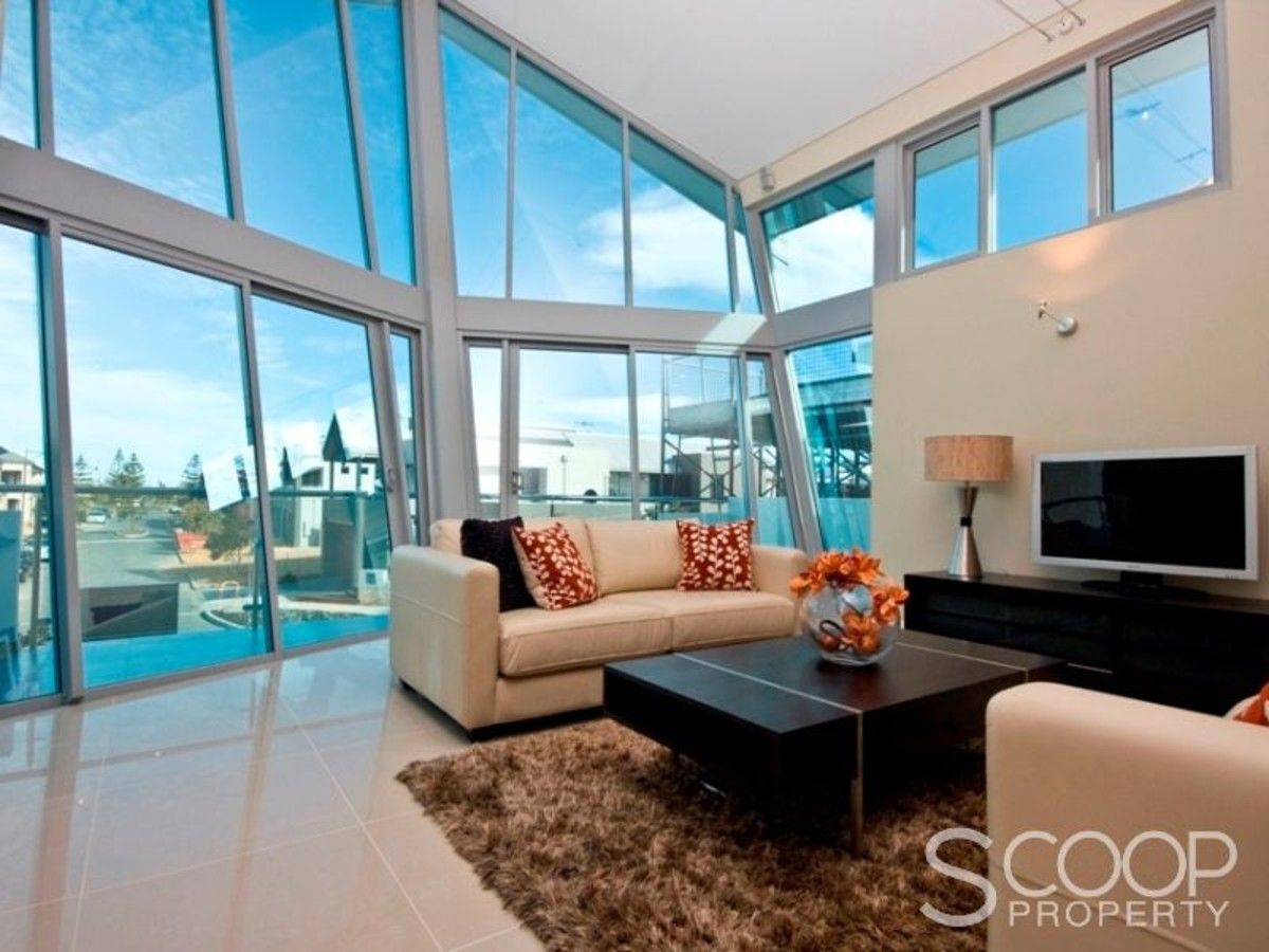 14 Mewstone Crescent, North Coogee WA 6163, Image 1