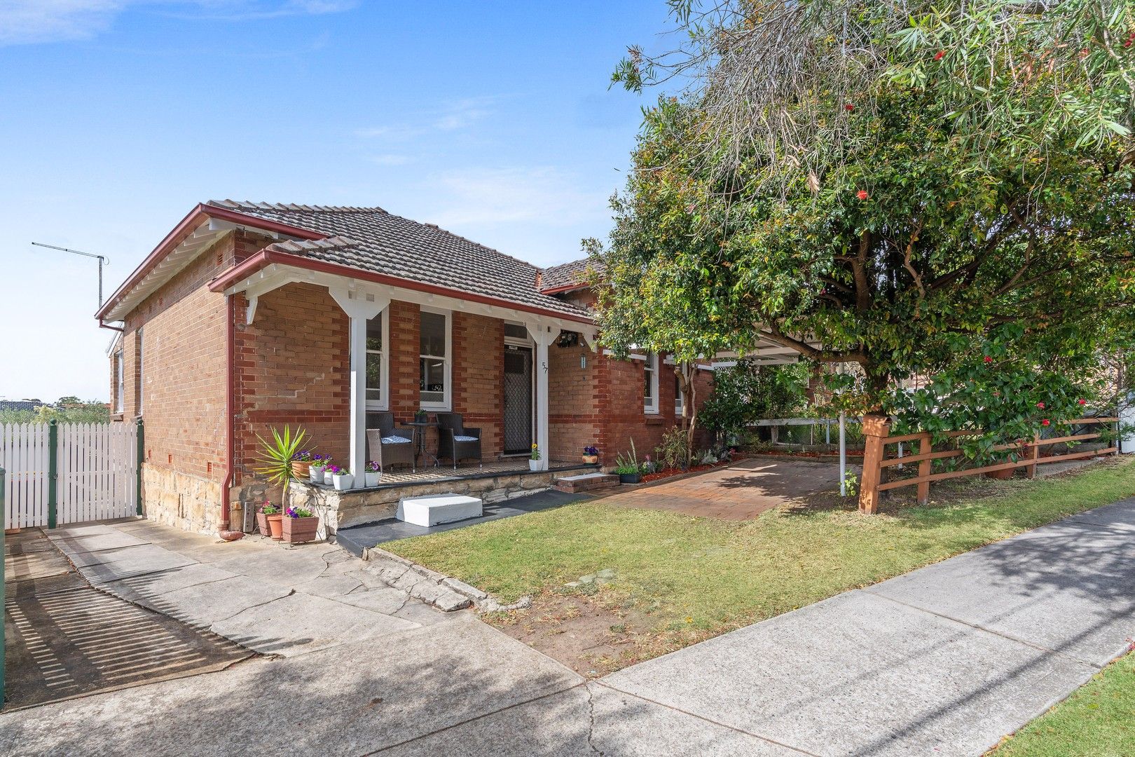 3 bedrooms House in 57 Durham Street CARLTON NSW, 2218