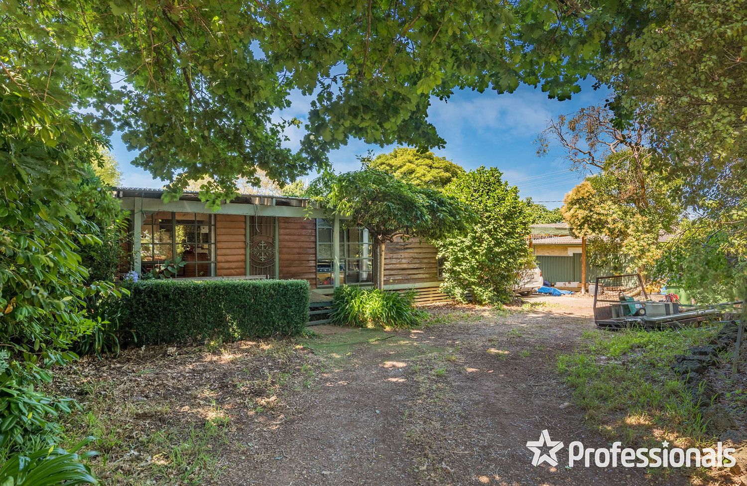 22 Joyce Road, Seville East VIC 3139, Image 0