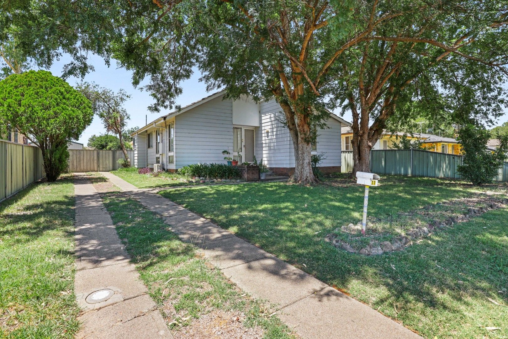 3 bedrooms House in 21 Quinn Street WEST TAMWORTH NSW, 2340