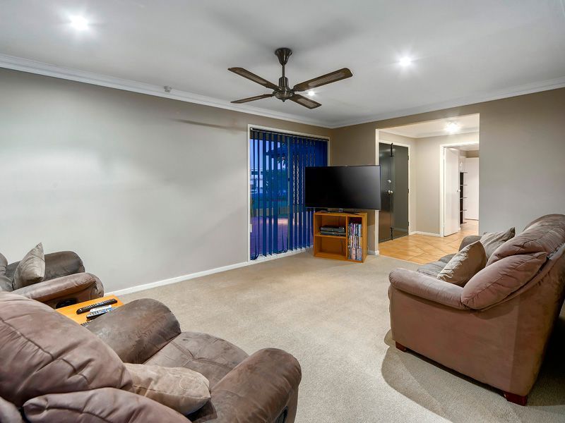 4 Anna Louise Terrace, Windaroo QLD 4207, Image 2