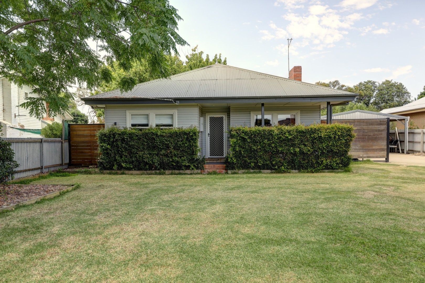 3 bedrooms House in 28 Wirbill Street COBRAM VIC, 3644