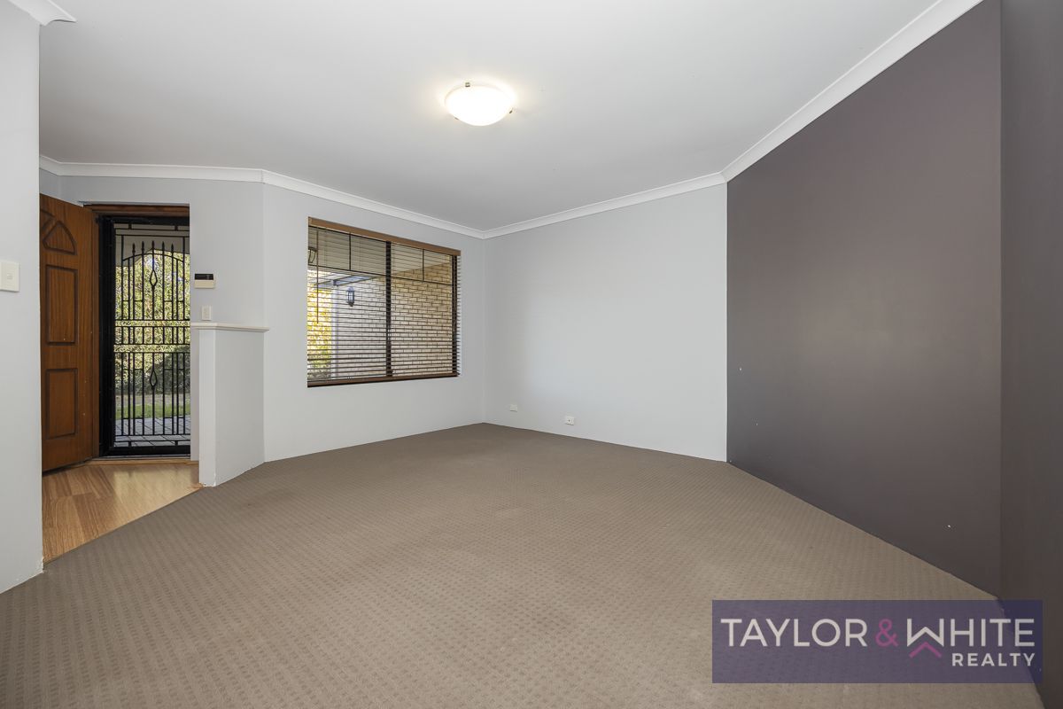 3 Durrington Glade, Clarkson WA 6030, Image 2