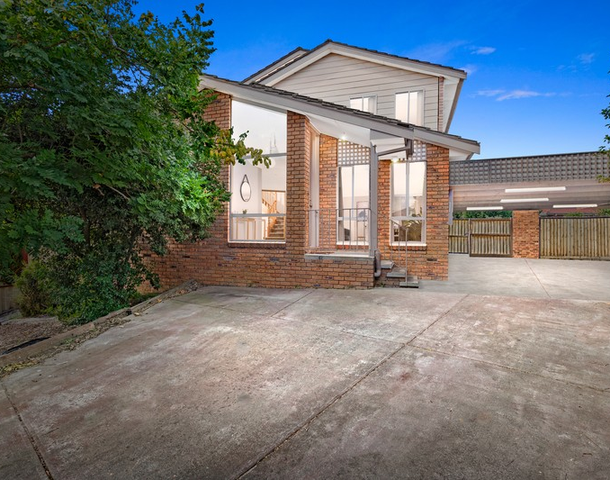 9 Dorrington Court, Mill Park VIC 3082