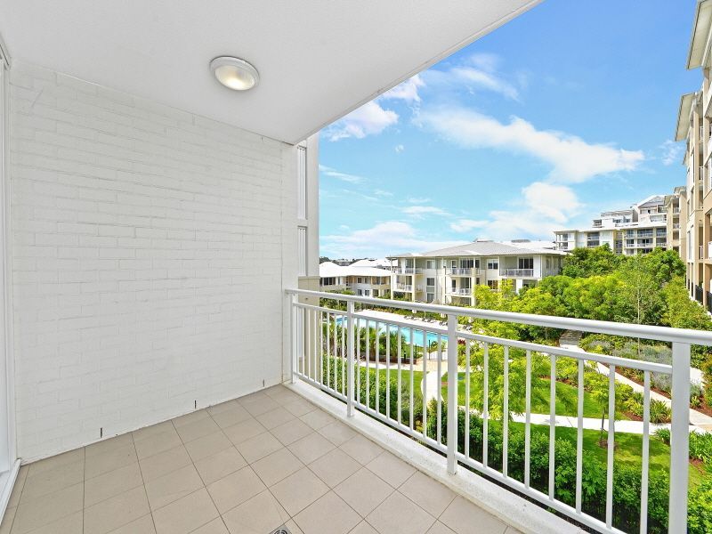 301/4 Rosewater Circuit, Breakfast Point NSW 2137, Image 2