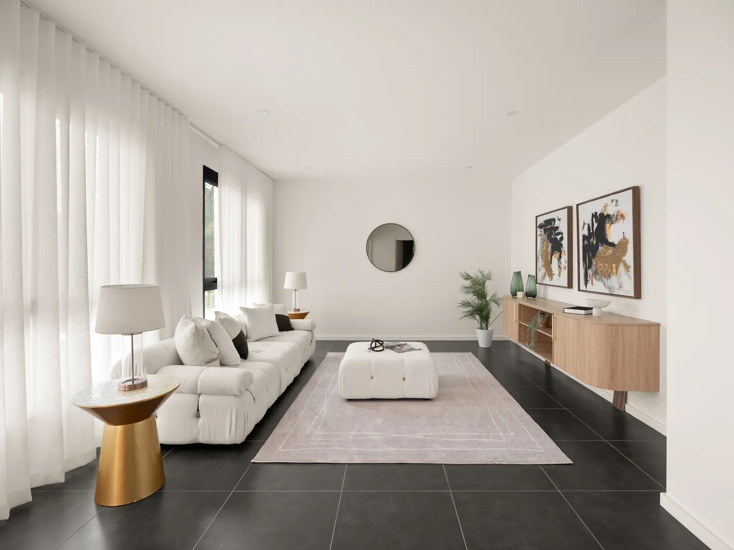 Luxurious Family Haven with Versatile Living Spaces and Granny Flat - View 3