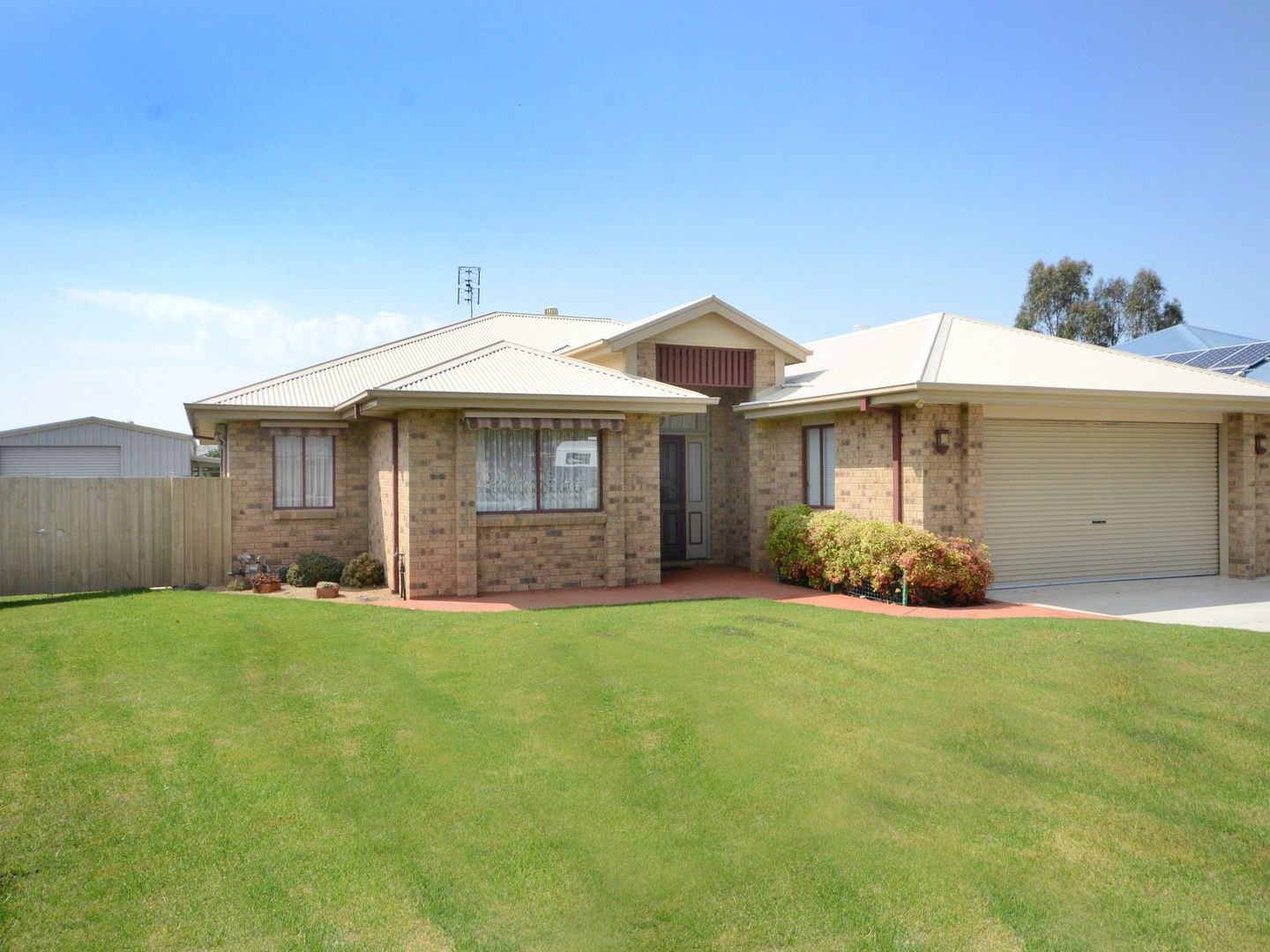 15 Balmoral Crescent, Eastwood VIC 3875, Image 0