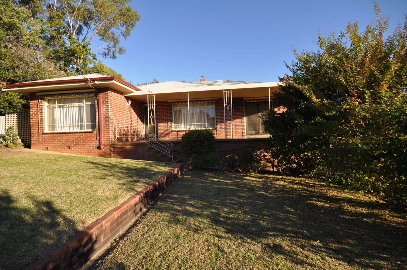 251 Mount Street, Albury NSW 2640, Image 0