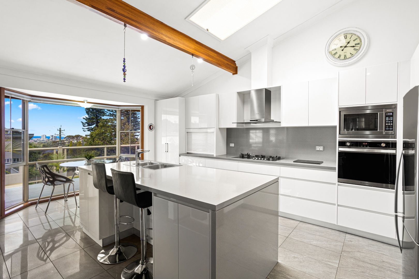 198 Mount Keira Road, Mount Keira NSW 2500, Image 2