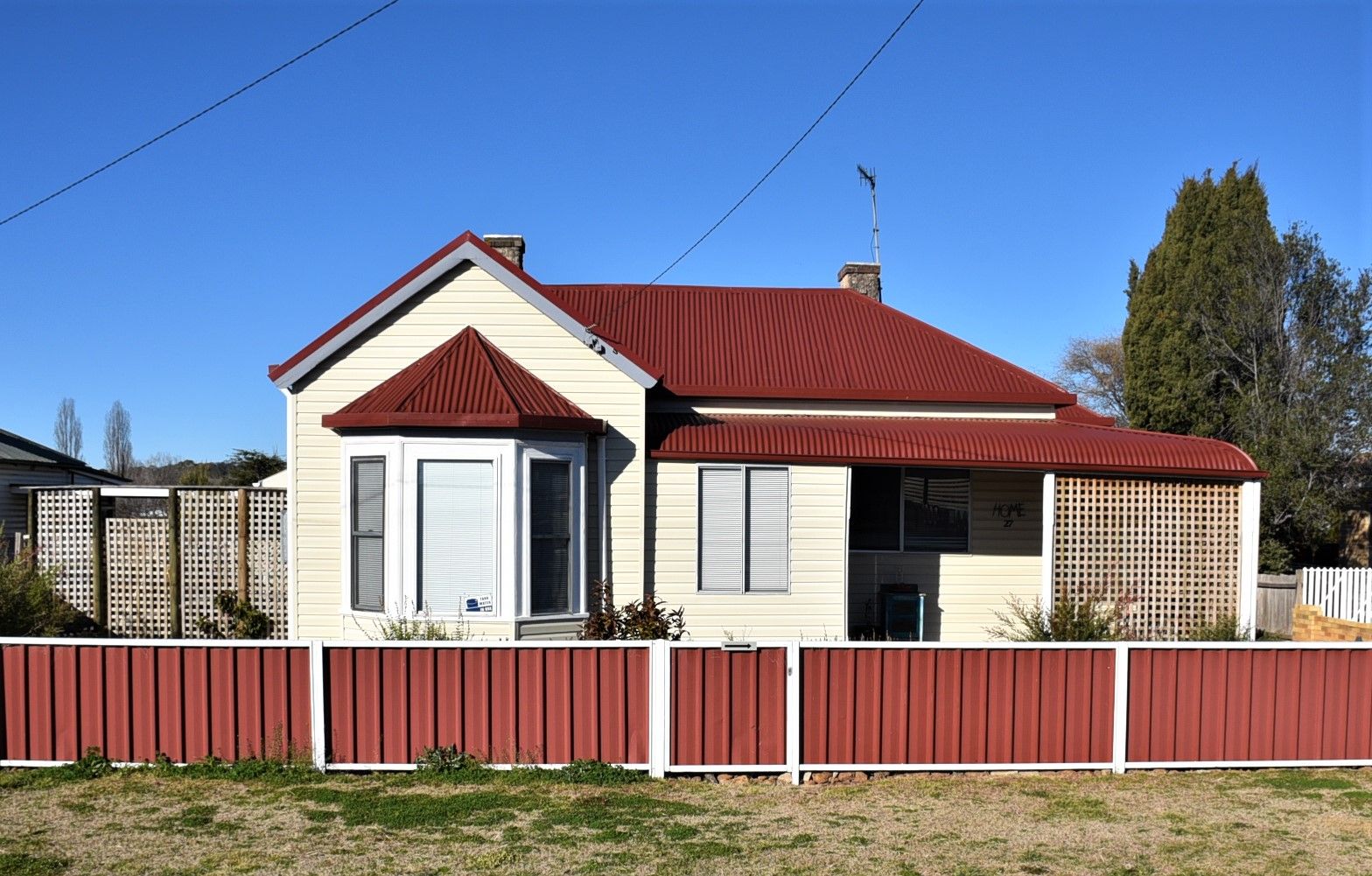 27 Macquarie Street, Glen Innes NSW 2370, Image 0