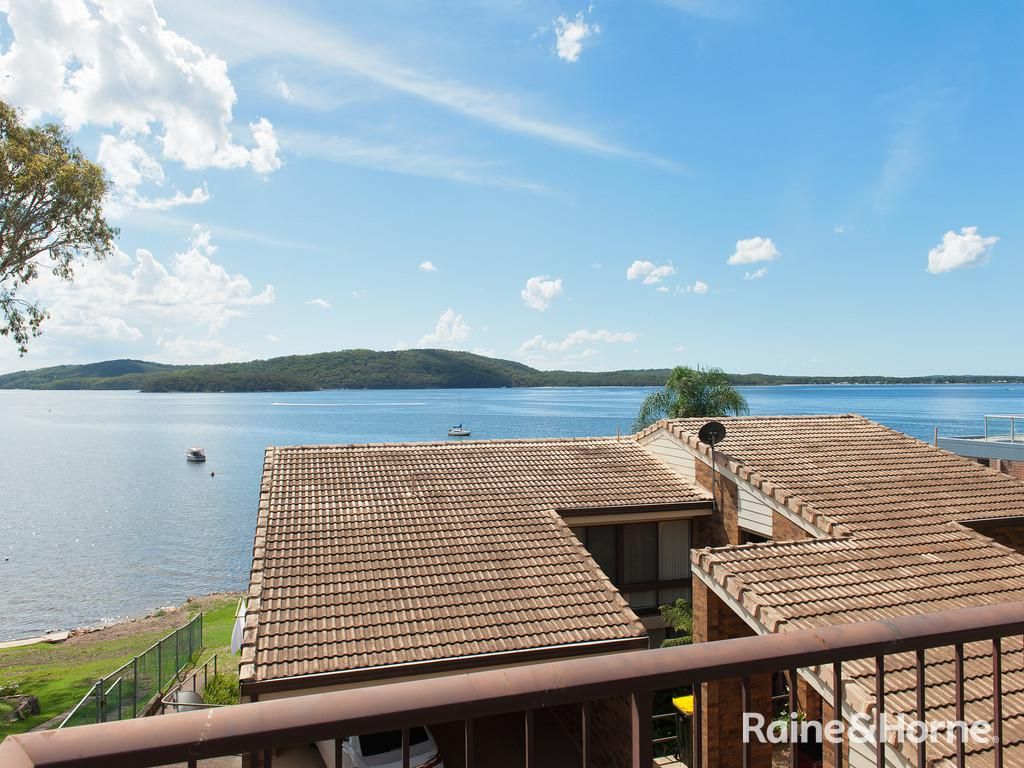 3 bedrooms Townhouse in 3/107 Soldiers Point Road SOLDIERS POINT NSW, 2317