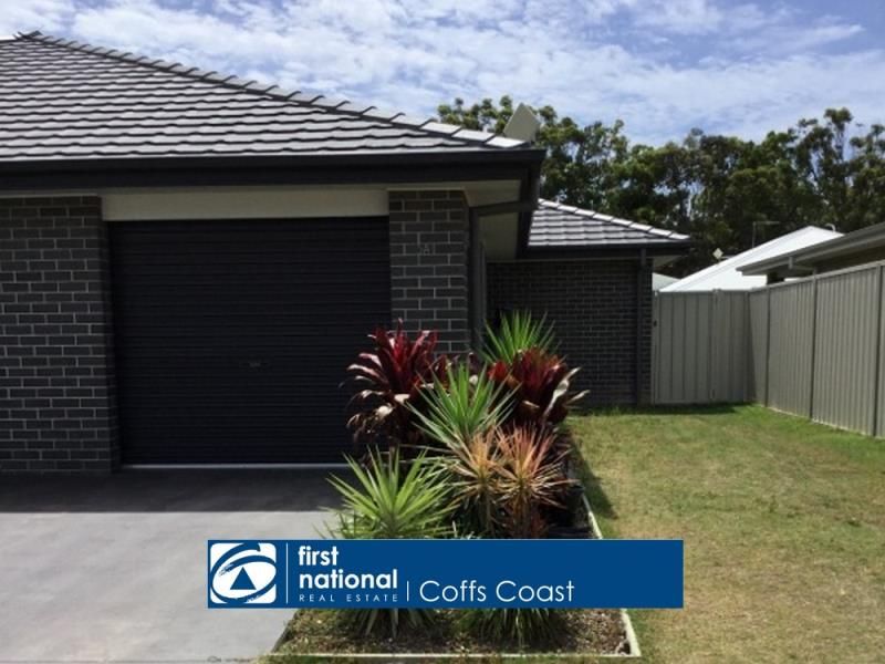 2 bedrooms Villa in 5a Broadwater Street SANDY BEACH NSW, 2456