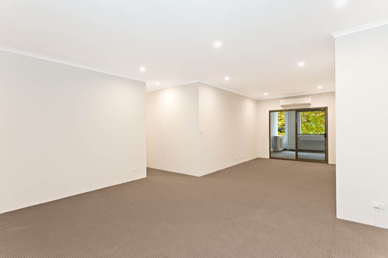 2 bedrooms Apartment / Unit / Flat in 13/57-75 buckland CHIPPENDALE NSW, 2008
