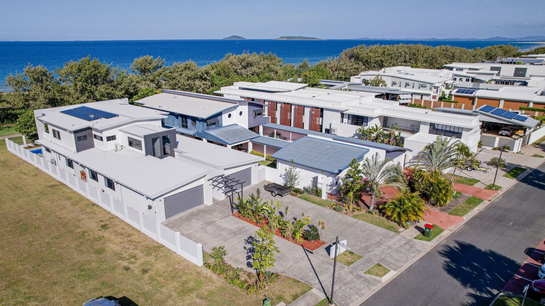 1/4 Marina Beach Parade, Mackay Harbour QLD 4740, Image 2