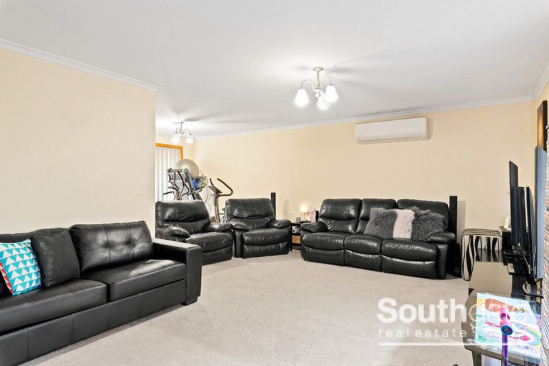 33 Kwinana Crescent, Port Noarlunga South SA 5167, Image 1