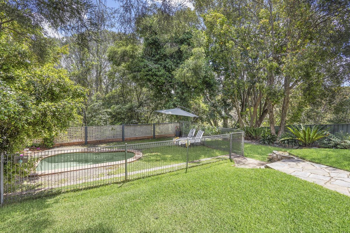 17 Cassandra Crescent, Heathcote NSW 2233, Image 2