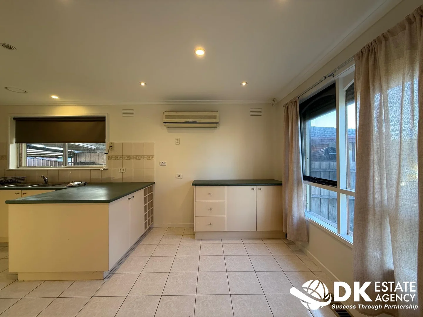 Additional image 5 of 92 Neale Rd, Deer Park VIC 3023