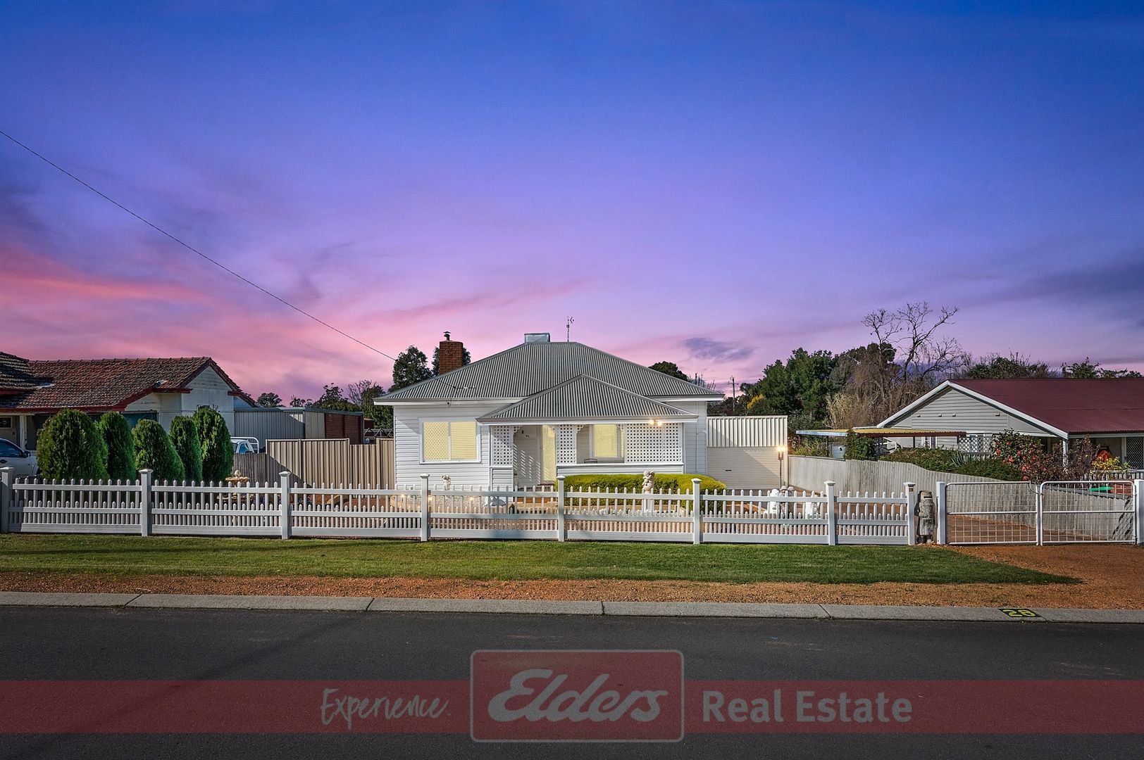 28 Moore Street, Collie WA 6225