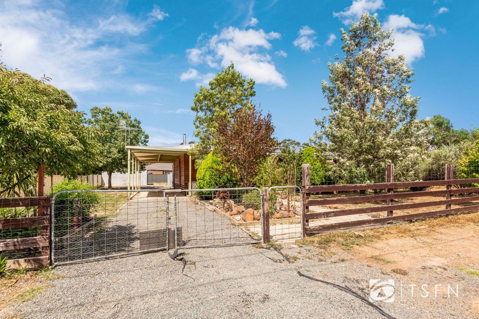 5 Settlers Place, Maiden Gully VIC 3551 House For Rent Domain