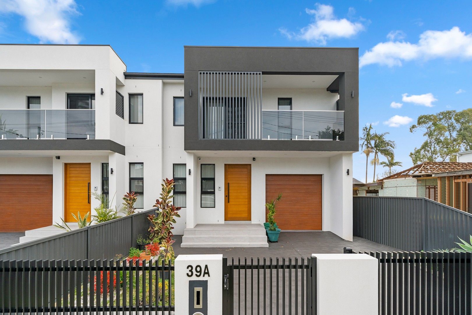 5 bedrooms Semi-Detached in 39A Orchard Road BASS HILL NSW, 2197