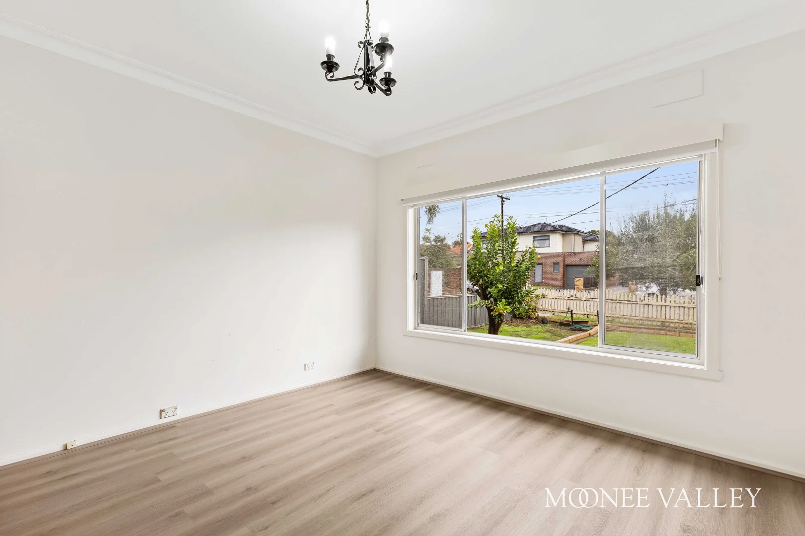 Additional image 10 of 4 Riverside Avenue, Avondale Heights VIC 3034