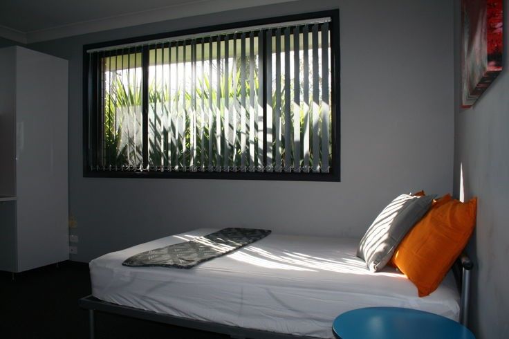 Room 4/4 Salmon Avenue, Armidale NSW 2350, Image 2