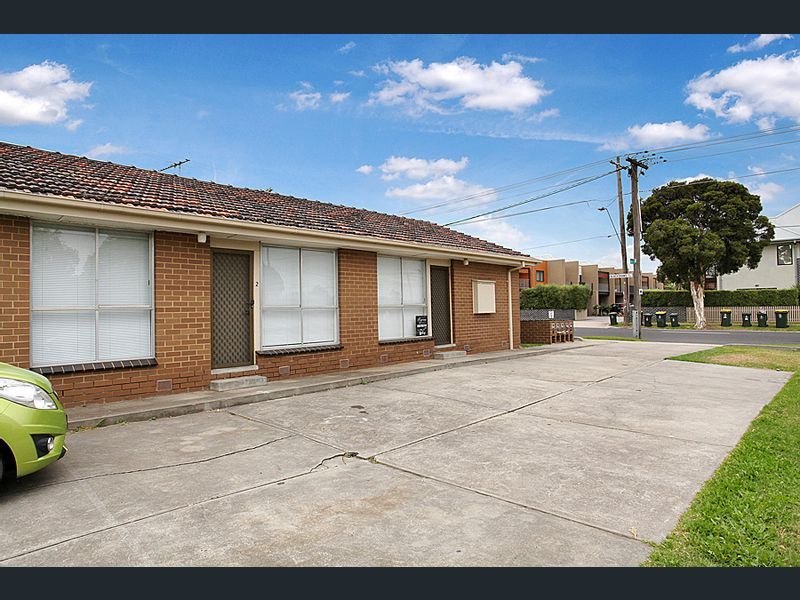 1 bedrooms Apartment / Unit / Flat in 2/112 Blackshaws Road SOUTH KINGSVILLE VIC, 3015