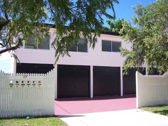 2 bedrooms Apartment / Unit / Flat in 3/17 Maroong Street CURRAJONG QLD, 4812