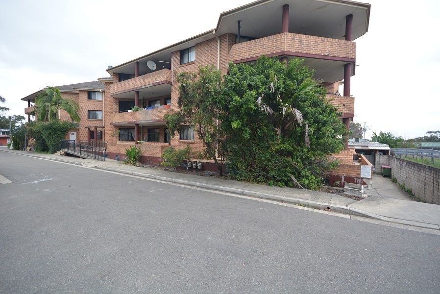 2/11 Chester Hill Road, Chester Hill NSW 2162