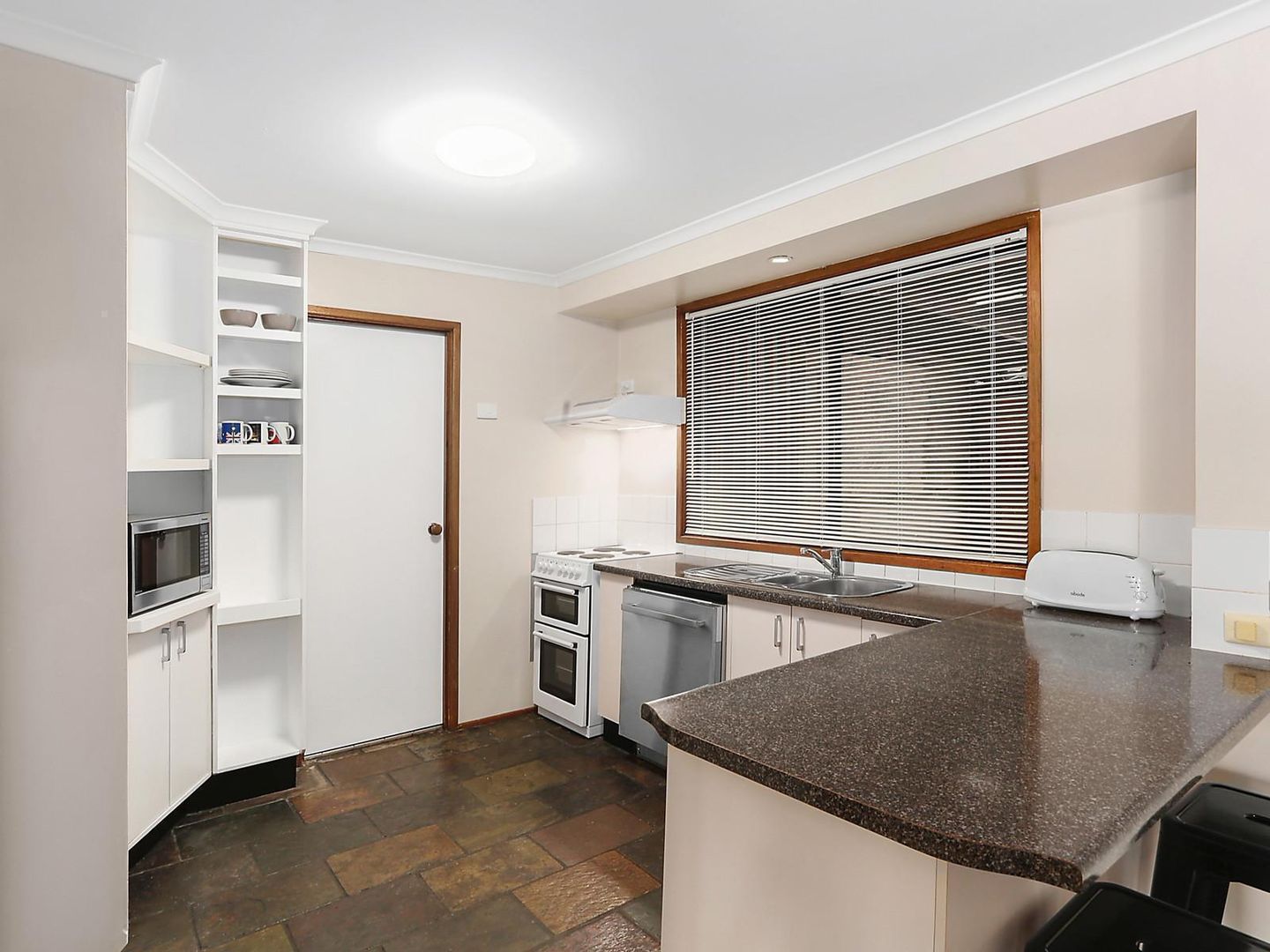 200 Welling Drive, Mount Annan NSW 2567, Image 2