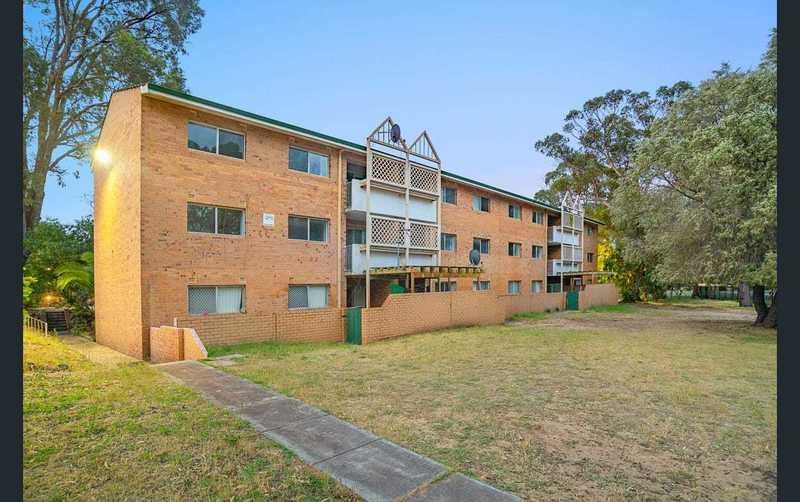 2 bedrooms House in 37/2 Rand Court WITHERS WA, 6230