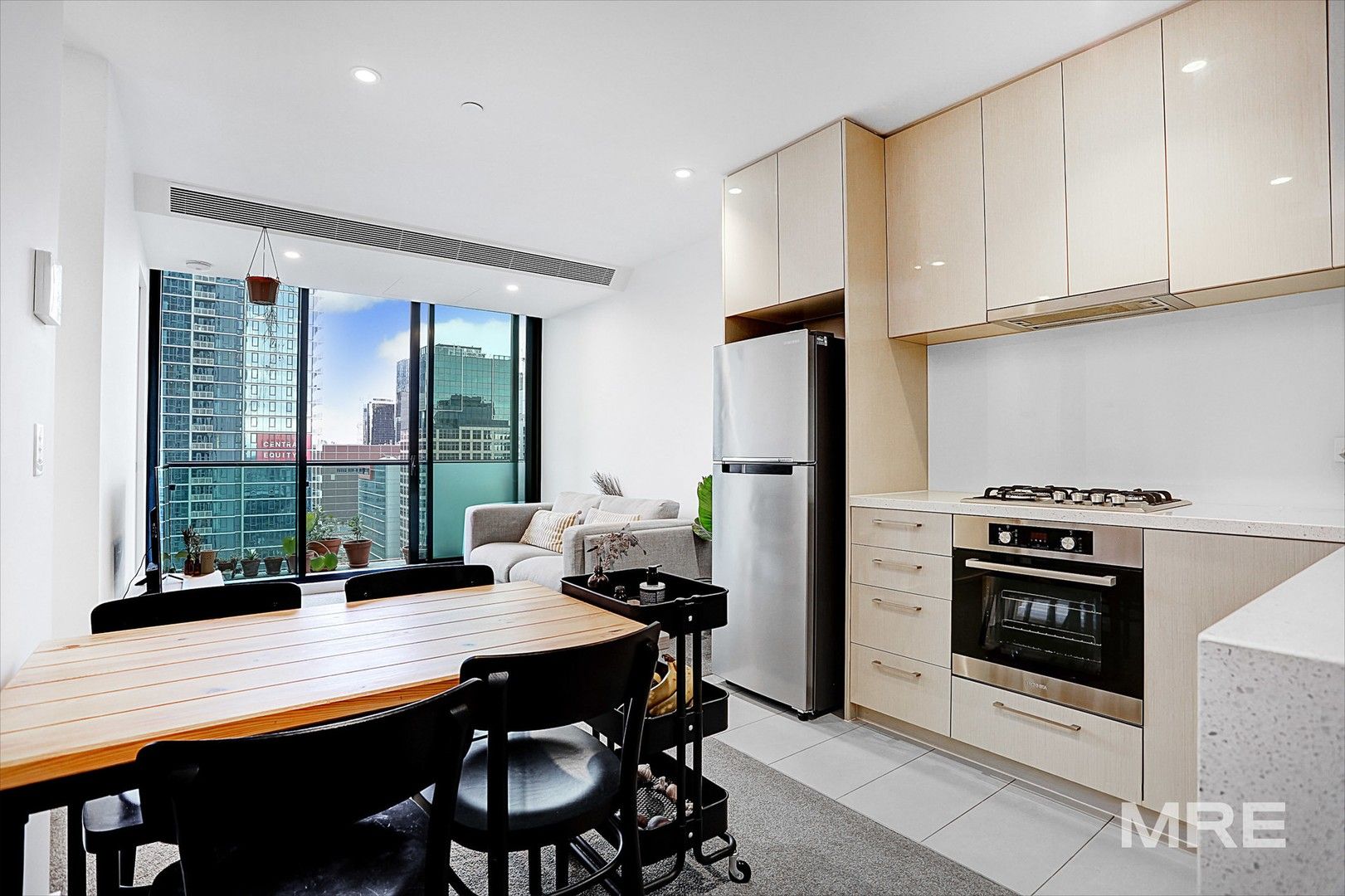 2 bedrooms Apartment / Unit / Flat in 2513/618 Lonsdale Street MELBOURNE VIC, 3000