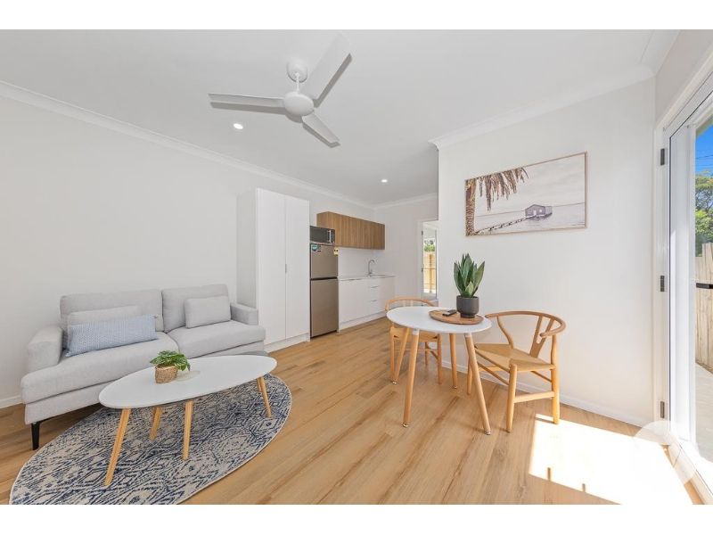 1 bedrooms Apartment / Unit / Flat in 37 Daniel St LOTA QLD, 4179