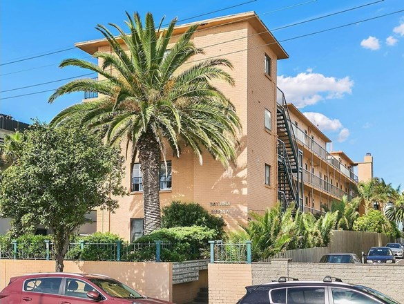 29/11 Marine Parade, St Kilda VIC 3182