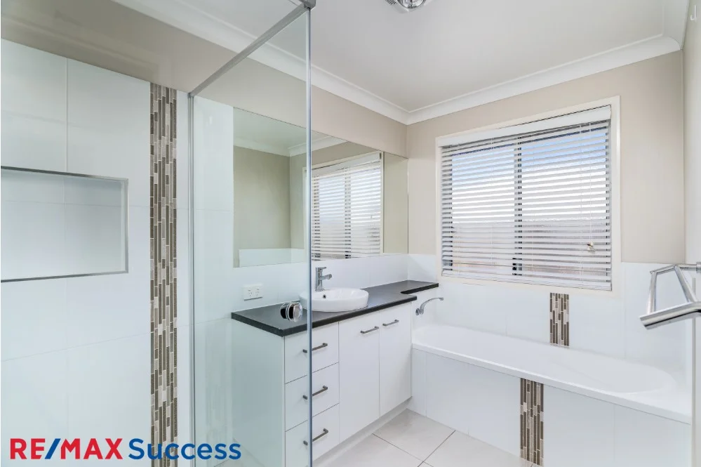 Additional image 5 of 20 Neiwand Street, Kearneys Spring QLD 4350